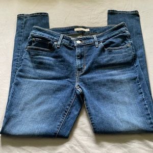 Levi’s 711 Jeans